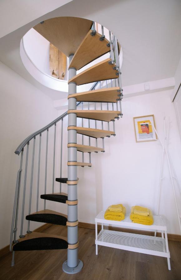 Ferienwohnung Duplex Avec Terrasse - Hyper-Centre De Toulon Exterior foto